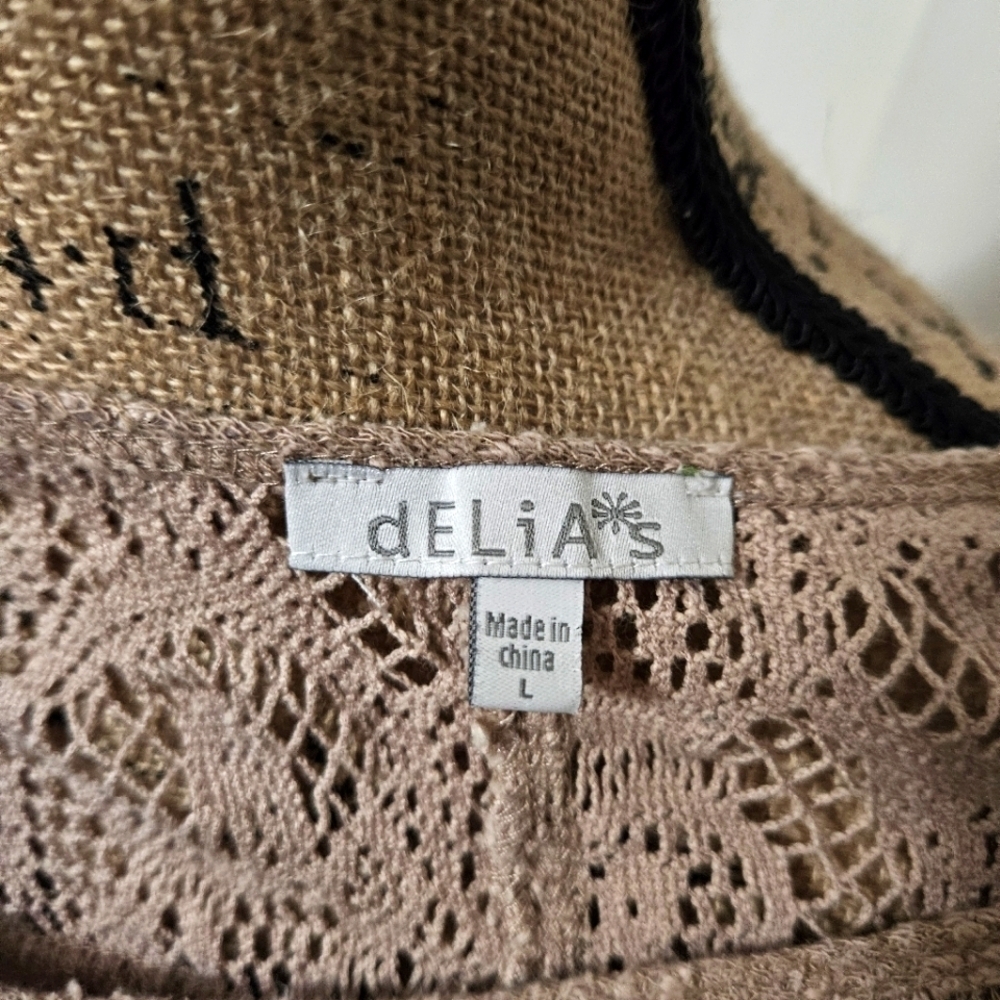 dELiA*s Tan Lace Cropped Top Size L - Picture 7 of 11
